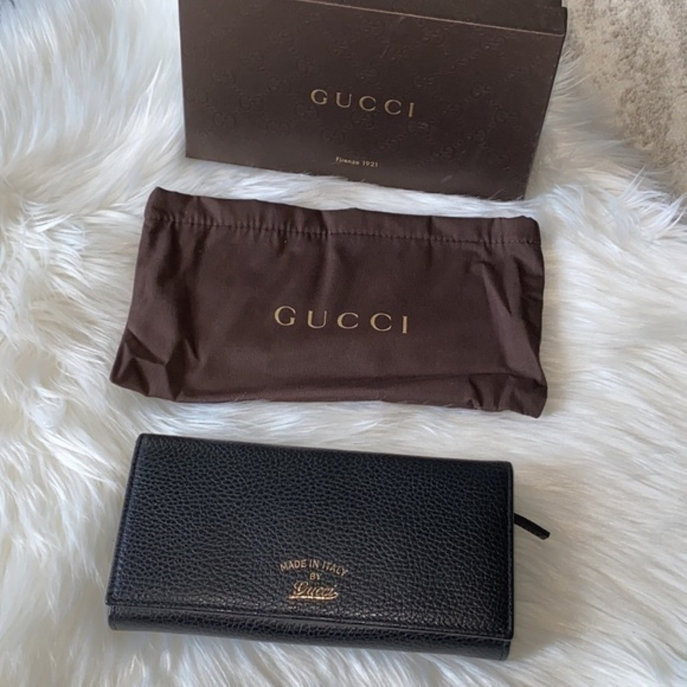 GUCCI NEW W. INCLUSIONS ⭐️🌑⭐️SWING PEBBLED LEATHER LONG TRI-FOLD OVER WALLET NWT